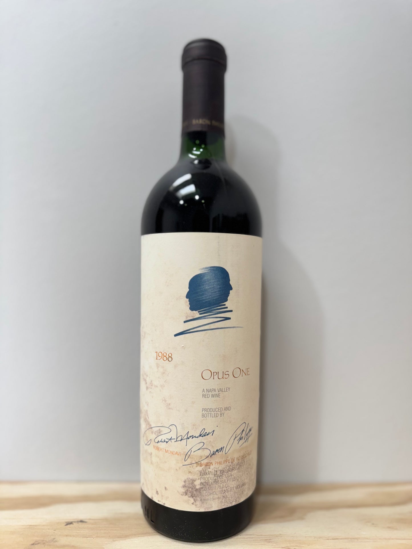 Opus One 1988 750ml (bin soiled label,top shoulder)