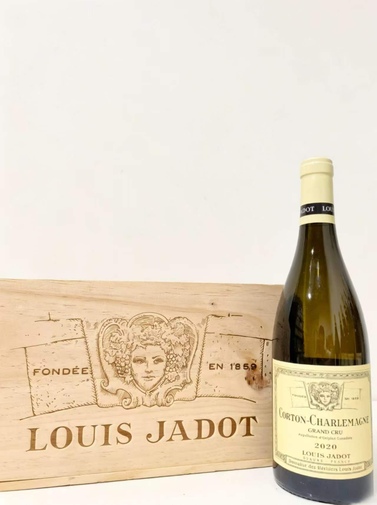 Louis Jadot Corton Charlemagne DOmaine des Heritiers 2020 (750ml)