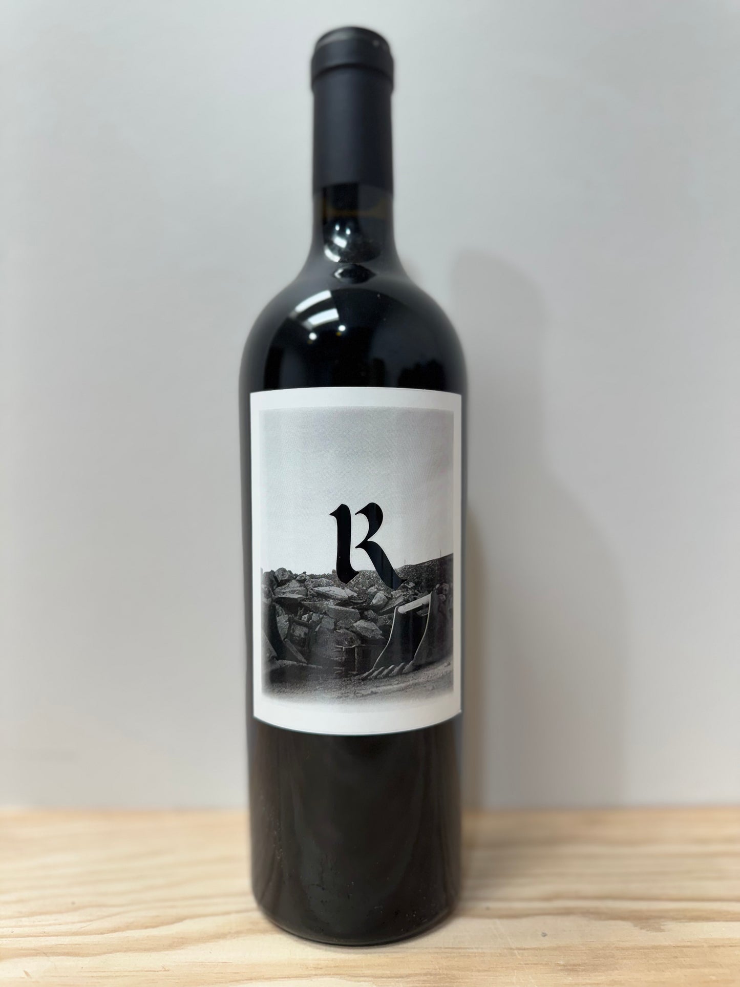 Realm 2015 Houyi (750ml)