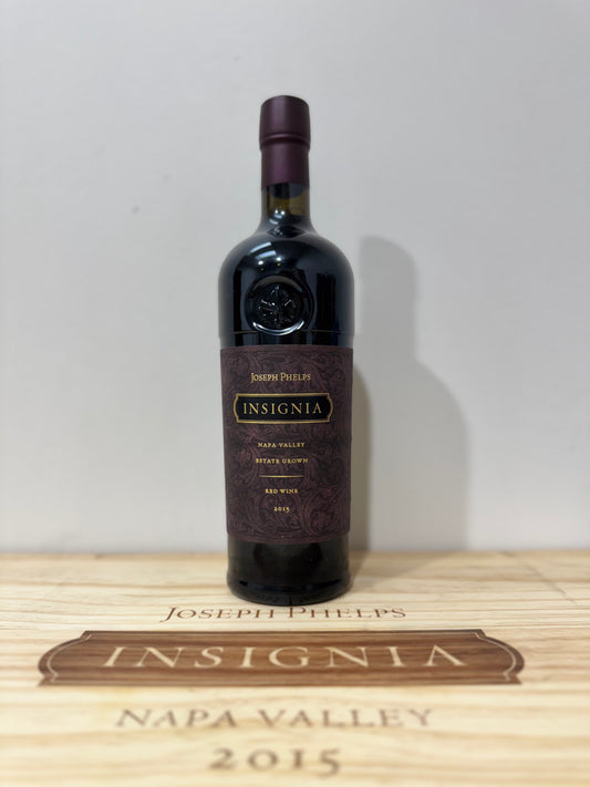 Insignia 2015 Red (750ml)