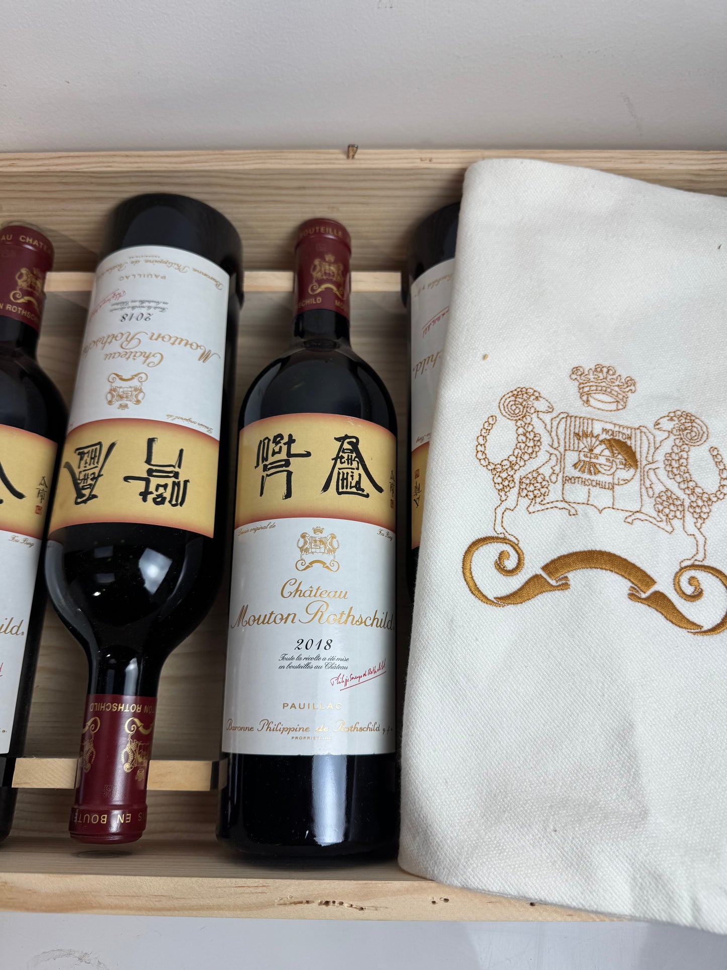 Chateau Mouton 2018 （750ml)